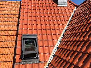 Dacheindeckung und Dachfenstereinbau